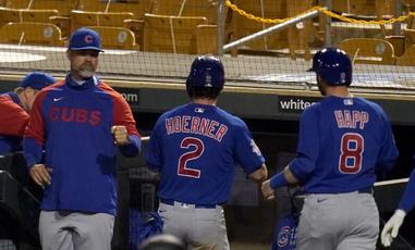 Report: Cubs agree to 3-yr extension with 2nd baseman